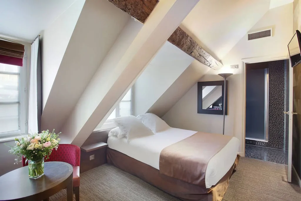 Chambre Standard confortable à l'Hôtel Aéro Paris, 16e arrondissement