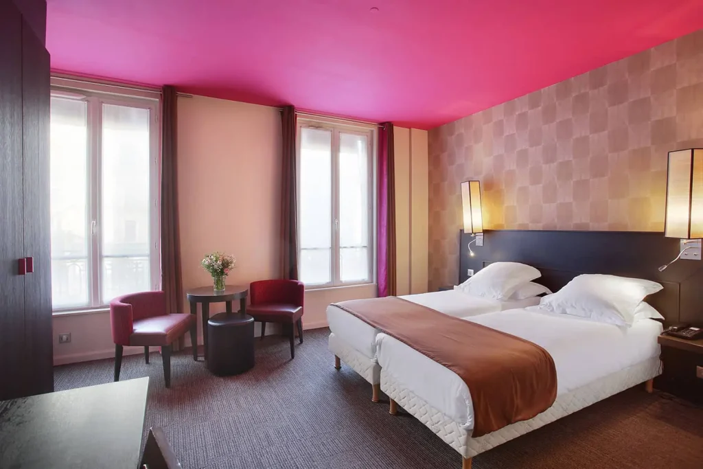 Chambre Supérieure Twin avec deux lits à l'Hôtel Aéro Paris