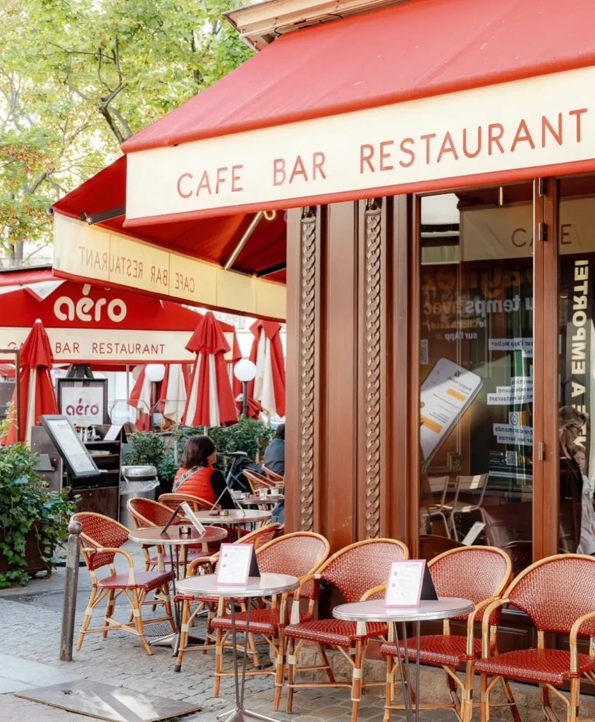 Dessert à partager, servi en chambre ou au restaurant de l'Hôtel Aéro Paris